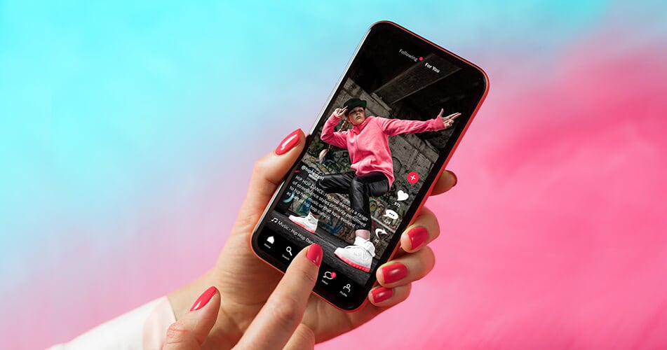 Relacje czy rolki? Co lepiej publikować na Instagramie?